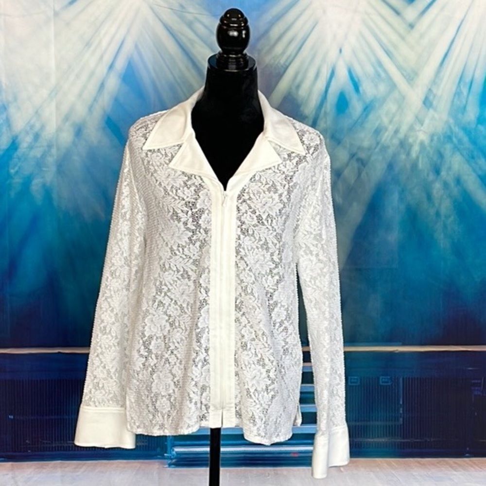 Lace zip top Stretch!